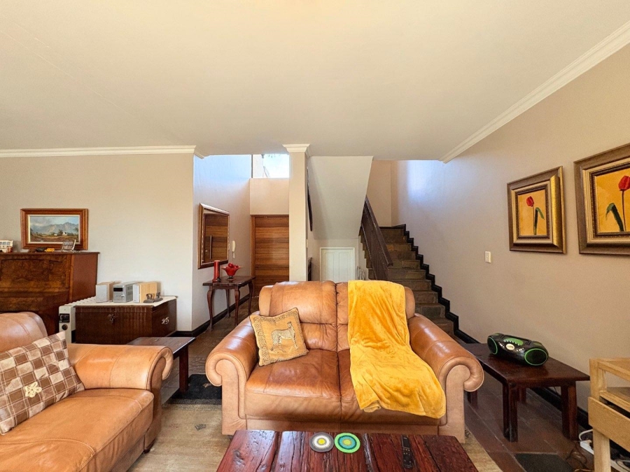 3 Bedroom Property for Sale in Woodland Hills Free State